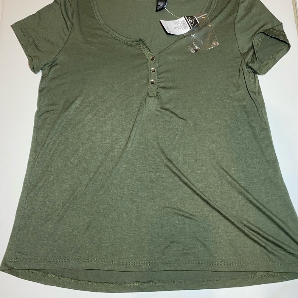 NWT Rue 21 Shirt